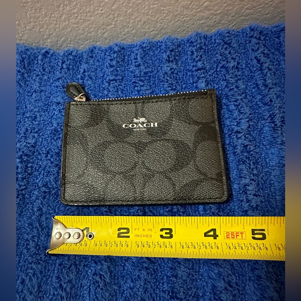 Coach mini skinny wallet in PVC signature “C”